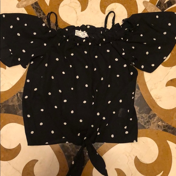 Top - Picture 2 of 2